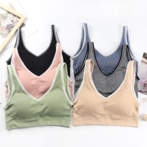 Women's sports bra with seamless top up