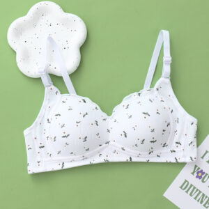 Girls' development period student bra